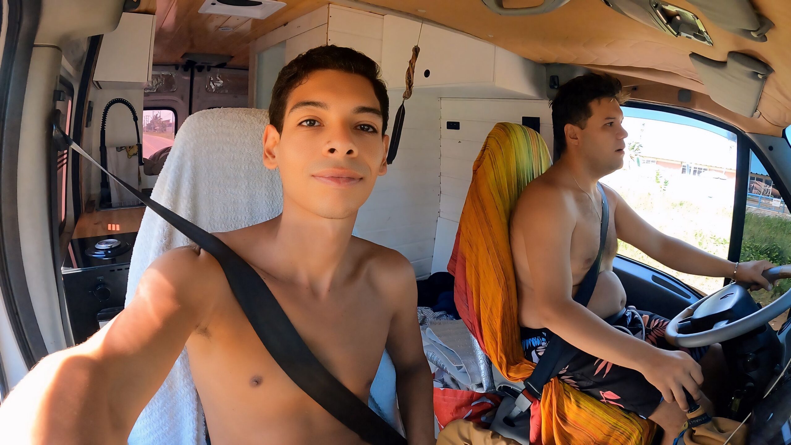 CRUZANDO O PIAUÍ DE MOTORHOME | PRAIA DOS COQUEIROS | LUÍS CORREIA | RUMO AOS LENÇÓIS MARANHENSES