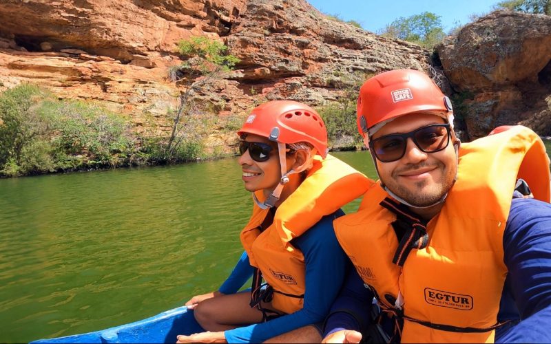 PASSEIO DE BARCO PELOS CÂNIONS DO XINGÓ – CANINDÉ DE SÃO FRANSCISCO | SERGIPE | PIRANHAS