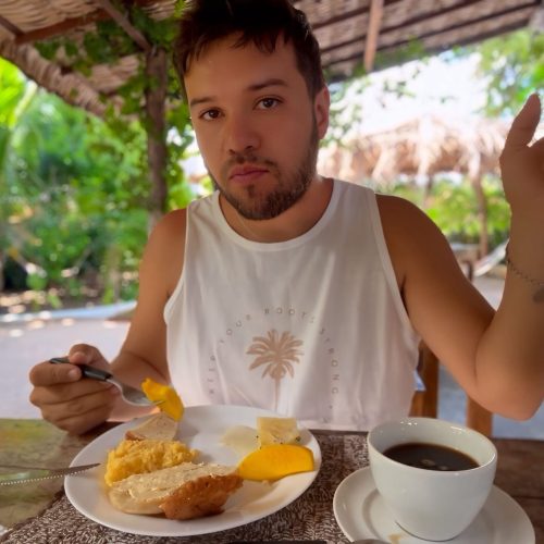 O PIOR HOTEL DE JERI | A NOSSA EXPERIÊNCIA REAL DE HOSPEDAGEM NO LA TAPERA HOSTEL E CAMPING | CEARÁ